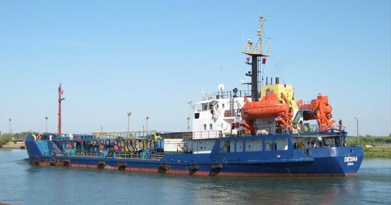 Депутати Одещини вивели за кордон десятки державних барж