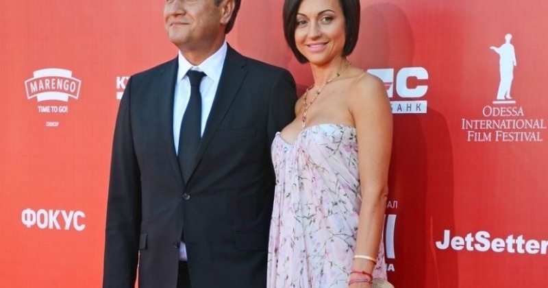 Дружина нардепа Урбанського у 2022 році почала тримати гроші в банках