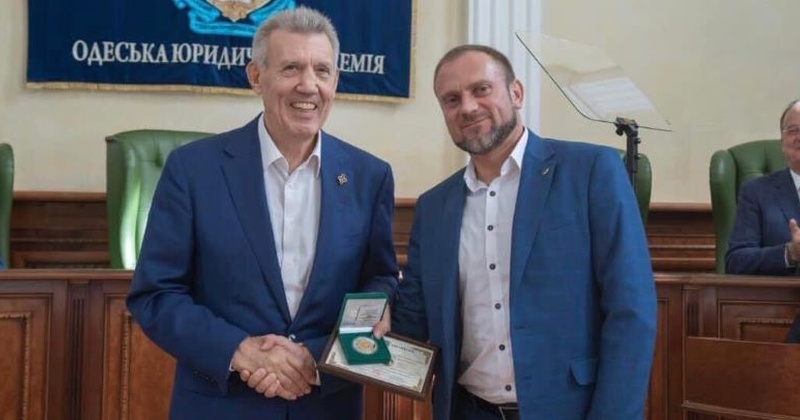 Директора одеського НАБУ відсторонили: отримав нагороду від Ківалова