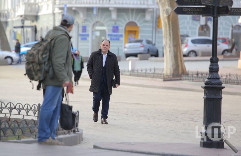 Голові Одеської райради Барвіненку у 2022 році подарували дві квартири