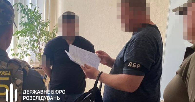 На Одещині прикордонник заробляв на переправлянні чоловіків до Молдови, - ДБР