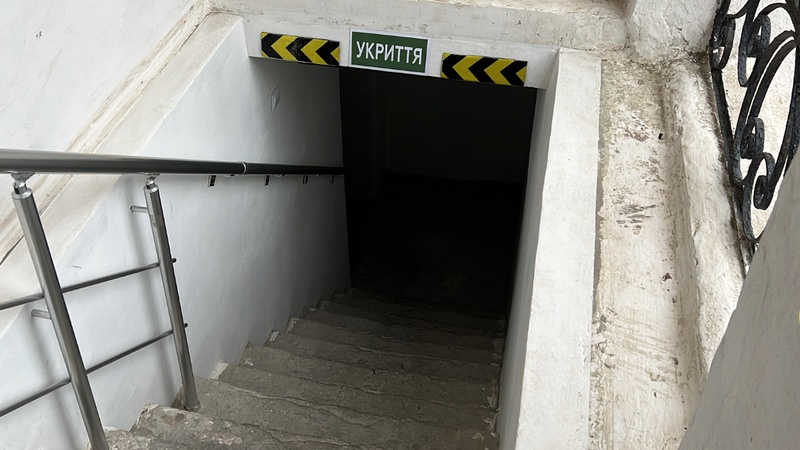 Ремонт укриття для школи на Миколаївщині: затримки, мільйони та неякісний підрядник