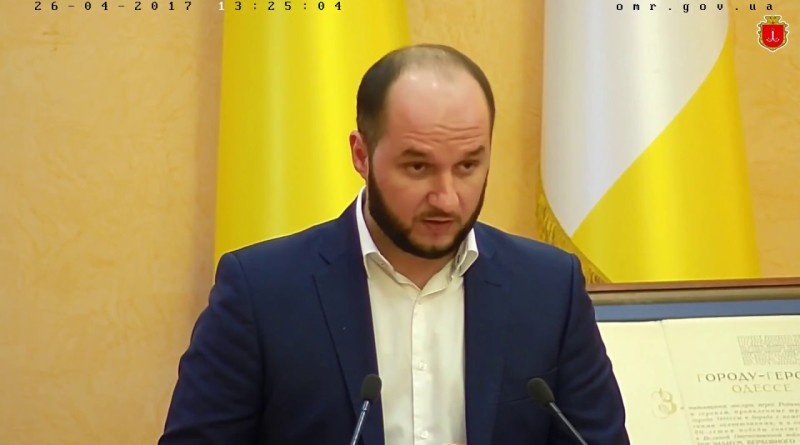 Депутати Одеської міськради просять президента забрати громадянство в Гіганова, який отримав паспорт рф