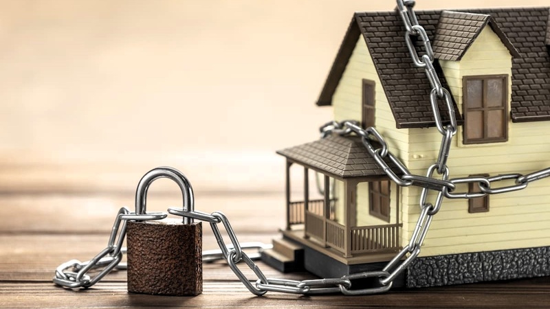 Підозра у хабарі за оренду землі у Роздільнянській міськраді призвела до арешту майна