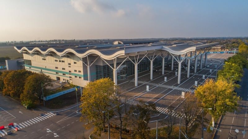 Заволодіння майном аеропорту "Одеса": НАБУ завершило розслідування та оновило підозри