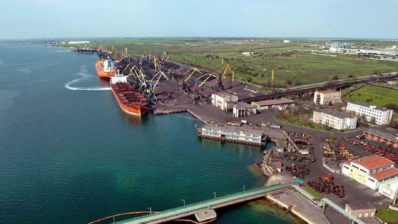 У порту Чорноморська стартували торги з ремонту причалів за 50 мільйонів