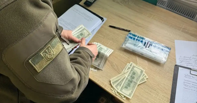 Правоохоронця з Одещини засудили до двох років дисбату за перевезення чоловіків через кордон