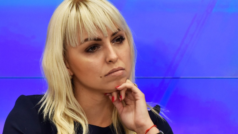 Закликала підтримувати російських військових: депутатка окупантів з Криму отримала вирок