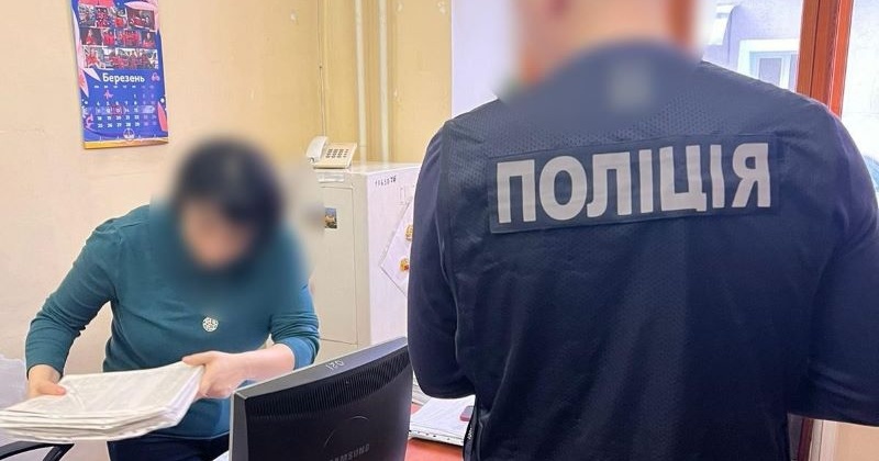 Керівництво підстанції "екстренки" на Одещині звинуватили в оформленні фіктивних працівників