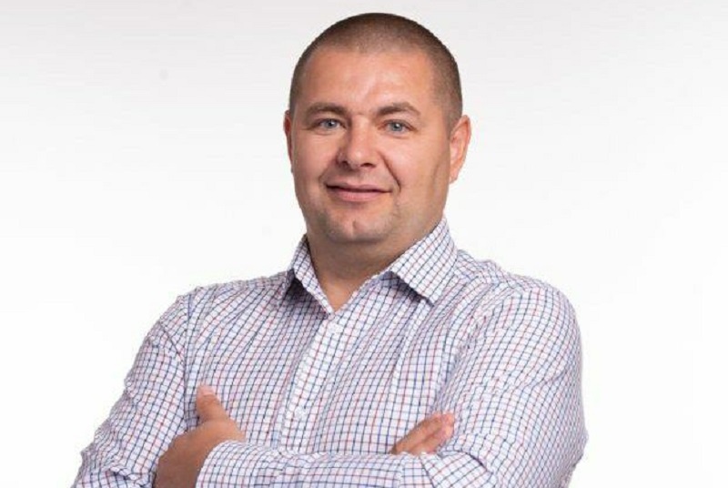 На Одещині депутат задекларував дружині 140 тисяч доларів готівки й не зміг пояснити звідки