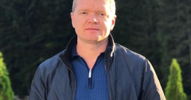 Голова Одеської райради торік орендував квартиру та конвертував половину готівки у долари