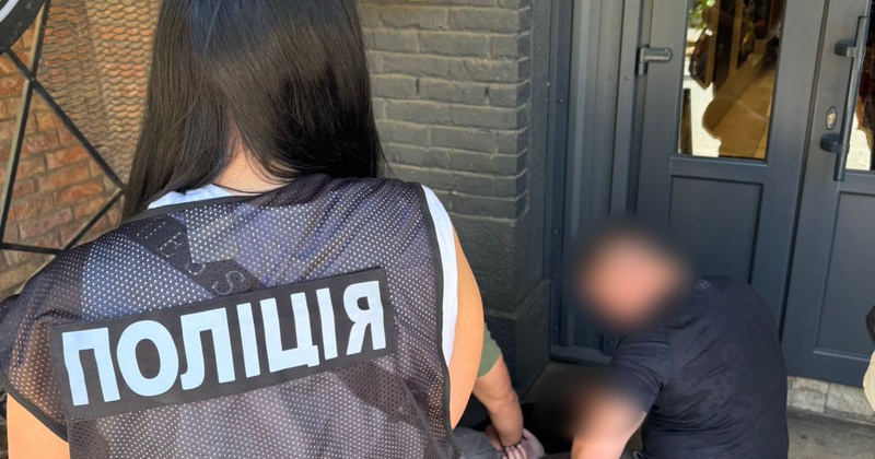 Співробітника одеського ТЦК викрили на хабарі