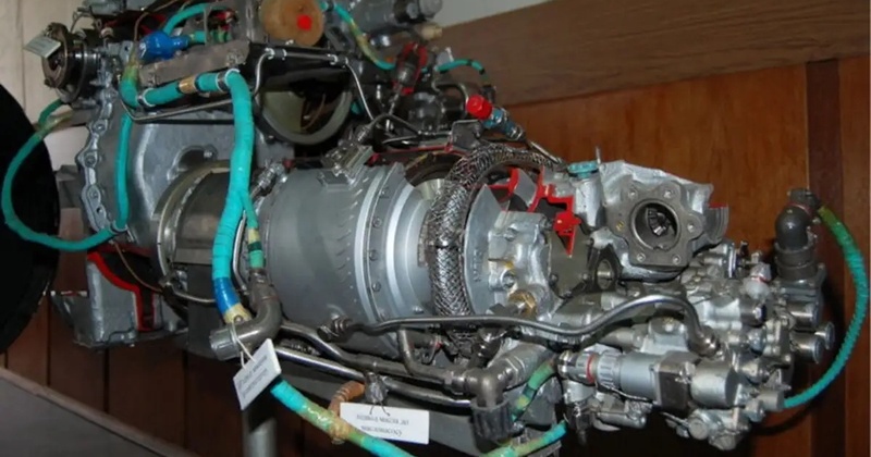 Посадовця Одеського авіазаводу покарали за передачу бракованих деталей армії