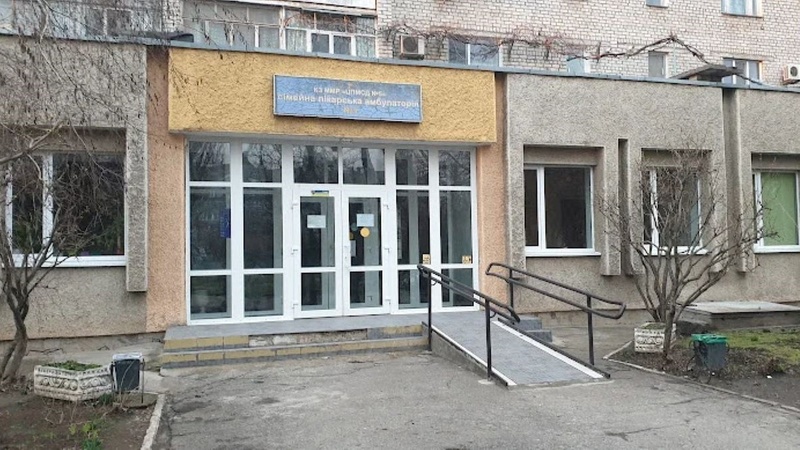 Держзамовлення на ремонт поліклініки у Миколаєві отримала фірма з 300-мільйонним доходом