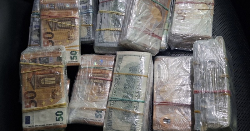 На Одещині зловили чоловіка з валютою на 11 мільйонів