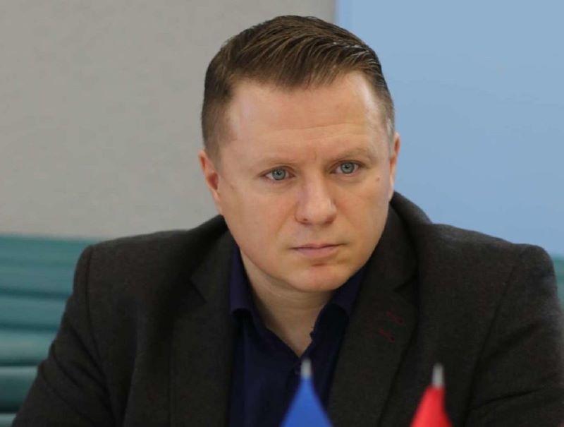 Заступник голови Миколаївської облради придбав мотоцикл, а дружина отримала матдопомогу