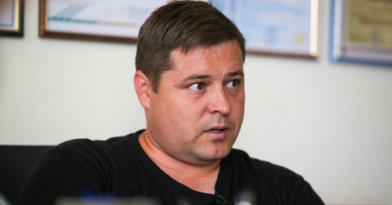 "В мороз прив'язали зверху на БТР й роззули": голова громади на Миколаївщині згадує звірства росіян під час полону