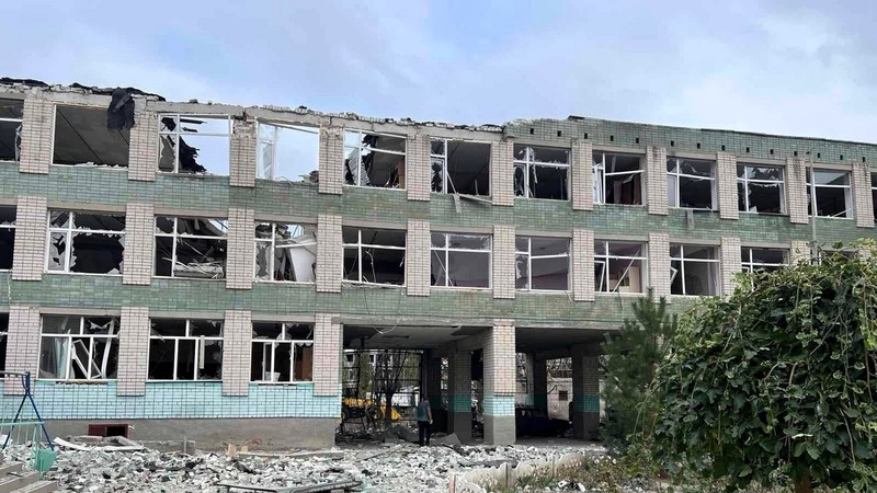 Два підрядники, розкрадання та десятки мільйонів з бюджету: як у Херсоні освоювали кошти ЄС на укритті