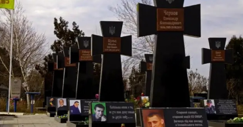 У Херсоні зекономлять на встановленні меморіальних комплексів воїнам
