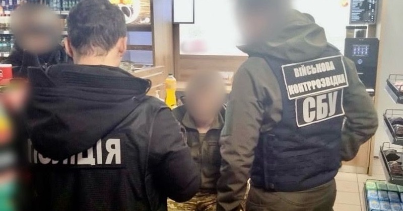 В Одесі заступник командира військової частини вимагав 15 тисяч у підлеглого