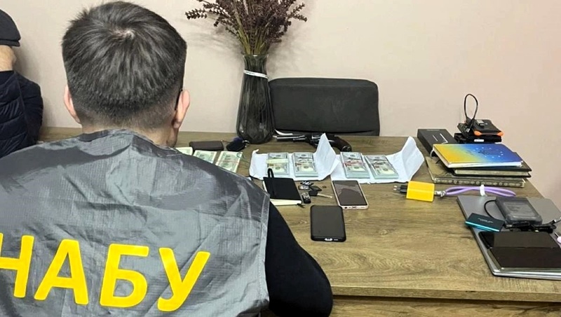 НАБУ проти прокурора