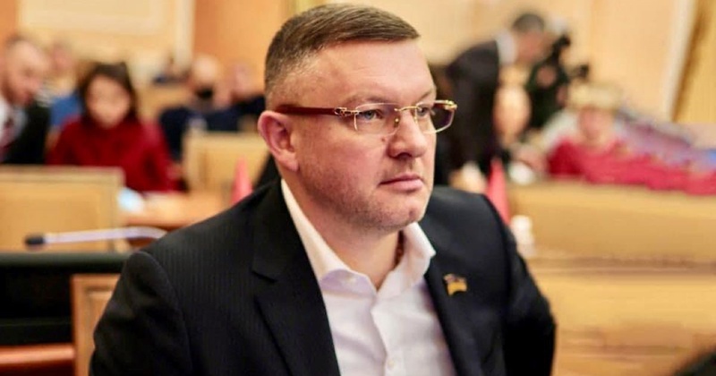 Золото, колекція зброї та 700 тисяч у валюті: які статки відкрив депутат Одеської міськради Едельман