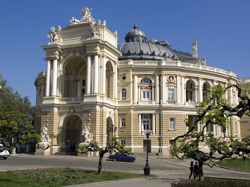 Одеський оперний вирішив придбати генератор за півтора мільйона