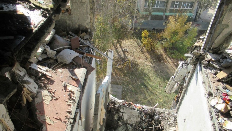 У Херсоні шукають гроші на відновлення розтрощеного будинку