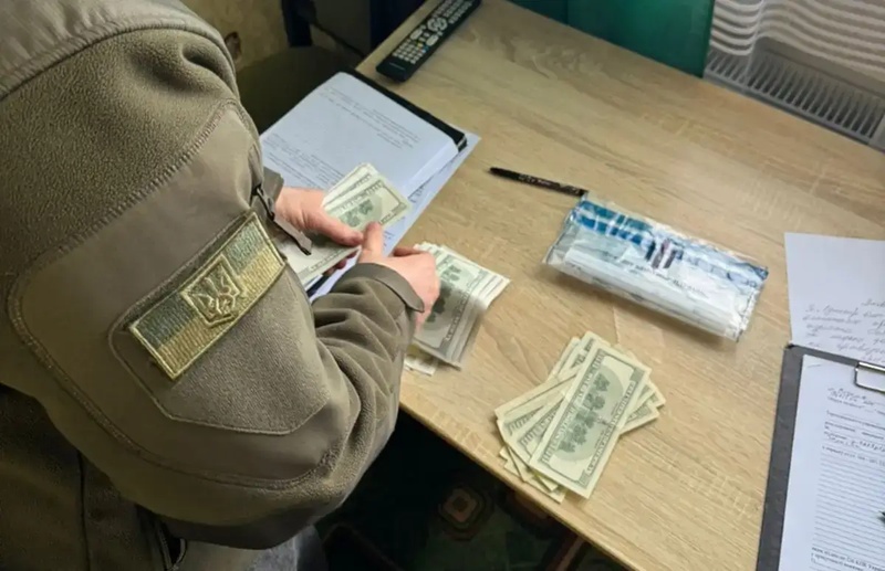 Правоохоронця з Одещини засудили до двох років дисбату за перевезення чоловіків через кордон