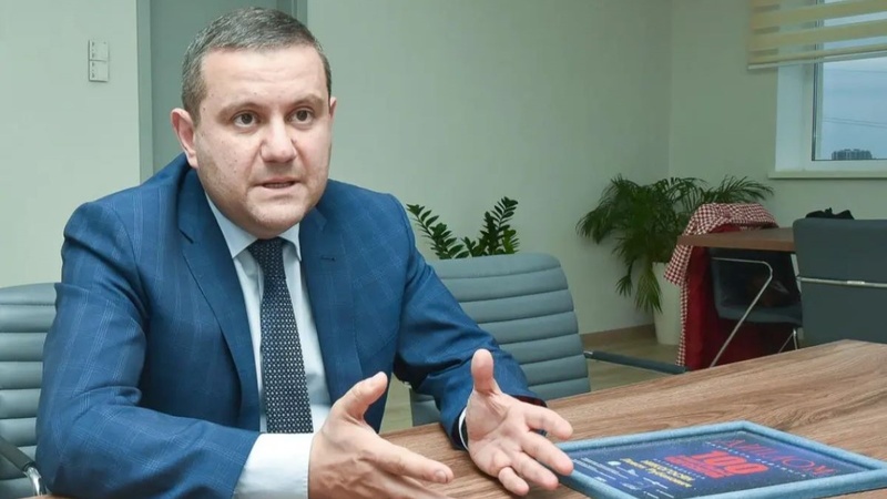 Директор департаменту охорони здоров’я Нікогосян Одеси залишив посаду