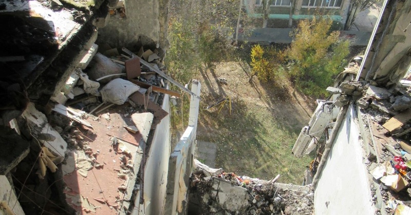 У Херсоні шукають гроші на відновлення розтрощеного будинку