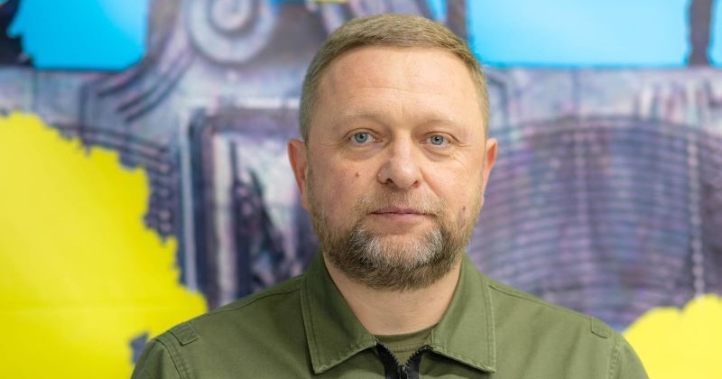 Члени сім'ї заступника голови Херсонської ОВА отримали допомогу як ВПО, а чиновник - мільйонну зарплату