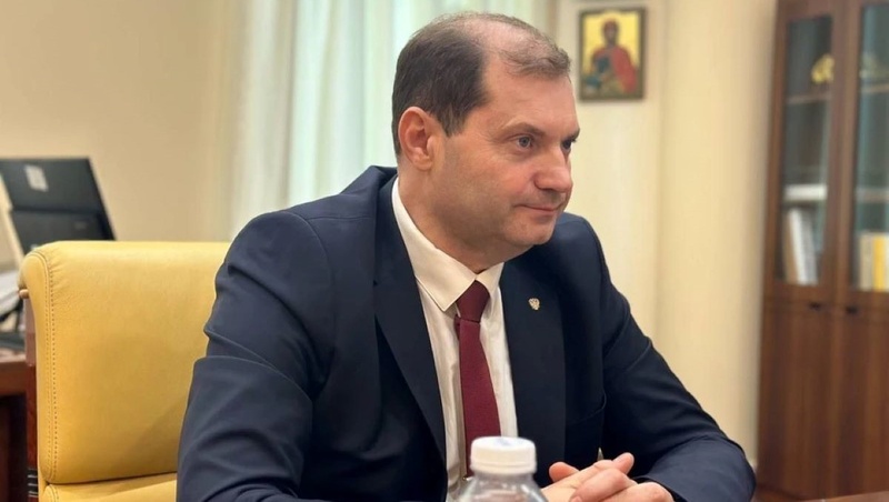 У Херсоні депутат організував вивезення 10 тисяч музейних експонатів до Криму
