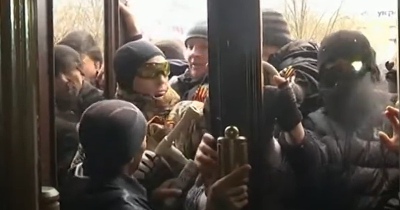 Луганська обласна рада: хто закликав путіна на допомогу