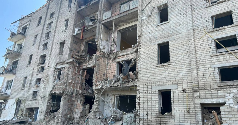 Окупанти завдали ракетного удару по житлових будинках у Вознесенську, є поранені
