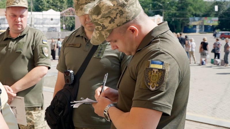 Стрибнув із мосту під час перевірки ТЦК: ДБР розслідує загибель чоловіка