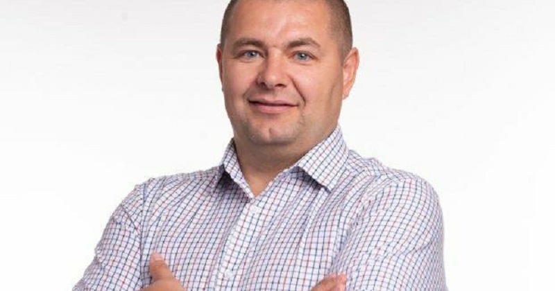 На Одещині депутат задекларував дружині 140 тисяч доларів готівки й не зміг пояснити звідки