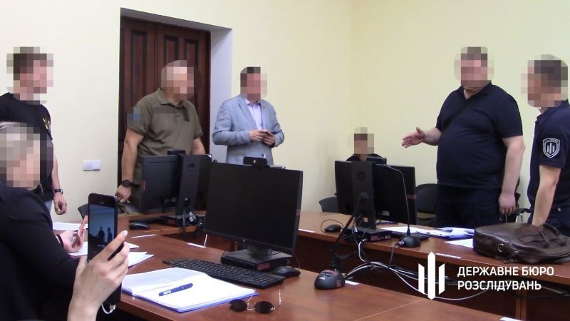 Командувачу ТрО "Південь", який залучав бійців до будівництва маєтку, призначили заставу