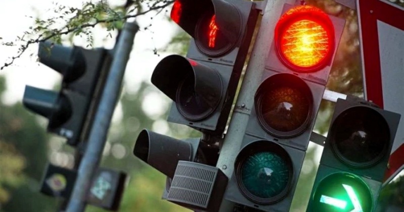 У Миколаєві правоохоронців зацікавили документи столичного виробника світлофорів