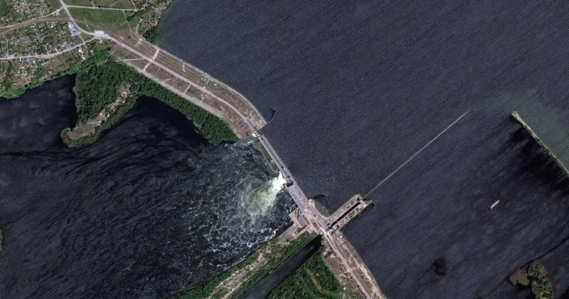 Хто підірвав Каховську ГЕС: що відомо