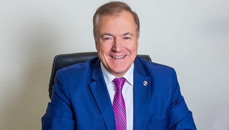 В міського голови Південного зросла зарплата та побільшало доларів готівкою