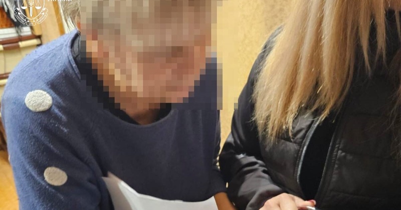 В Одесі посадовицю Пересипської райадміністрації звинуватили у підтримці агресії рф