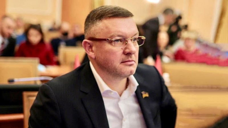 Золото, колекція зброї та 700 тисяч у валюті: які статки відкрив депутат Одеської міськради Едельман