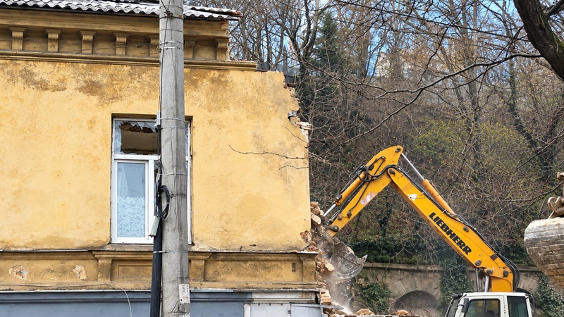 В Одесі заявили про схему на 83 мільйони під час ремонту будинків