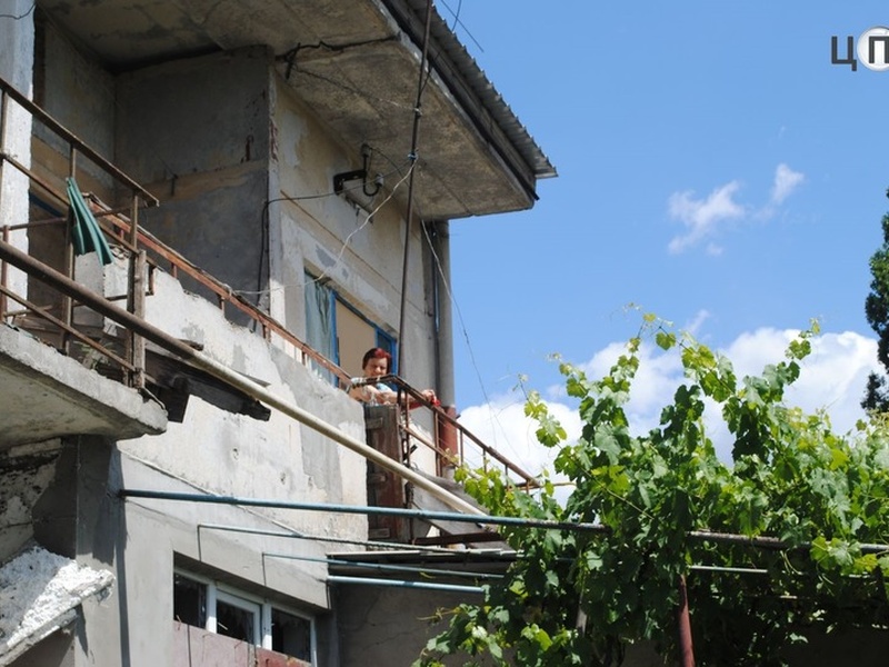 Люди сплять у підвалі, щоб вижити: як живе прифронтове село на Миколаївщині