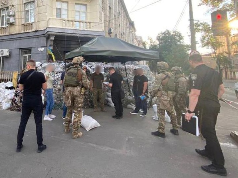 В Одесі в Приморський військкомат нагрянули з обшуком, але у допомозі ухилянтам запідозрили інший