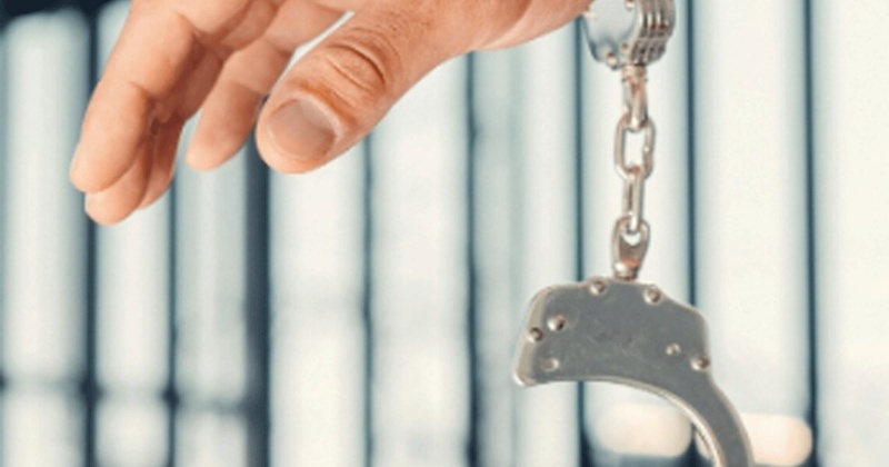 На Одещині звільнили прокурора за змову з поліцейським заради хабаря