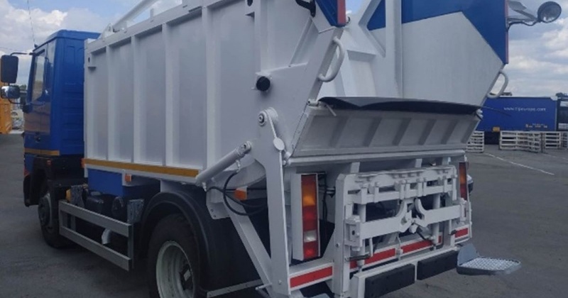 Херсонська громада запланувала придбати техніку для розчищення завалів після обстрілів