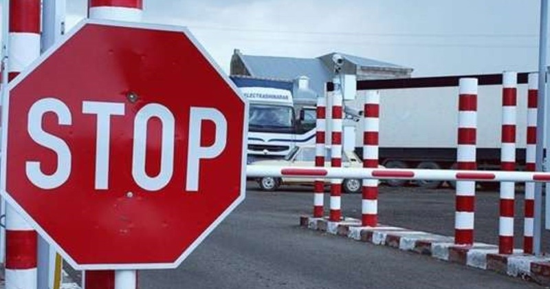 Слідчі отримали доступ до даних Одеської митниці у справі контрабандиста