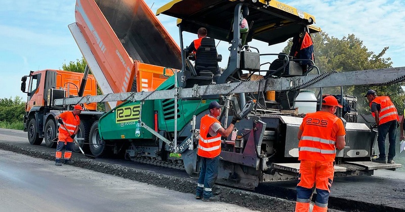 Ремонт 10 тисяч квадратних метрів одеських доріг віддали без аукціону фірма депутата